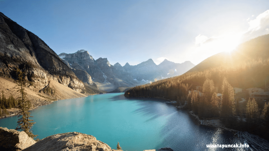 wisatapuncak.info